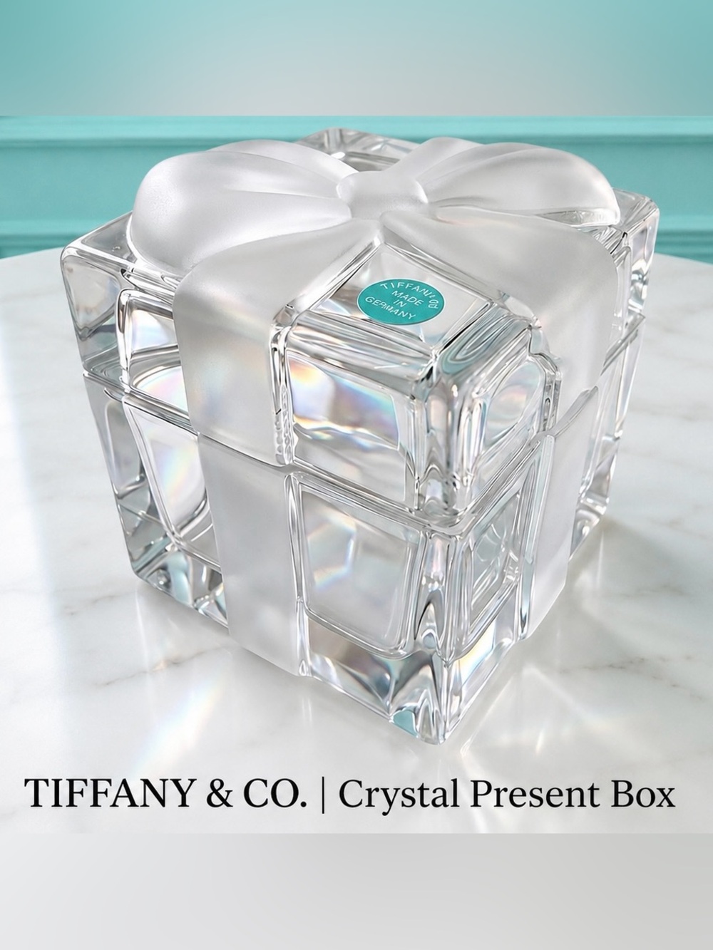 Tiffany & Co Crystal Iconic gift-box wrapped in frosted ribbon and bow - vintage